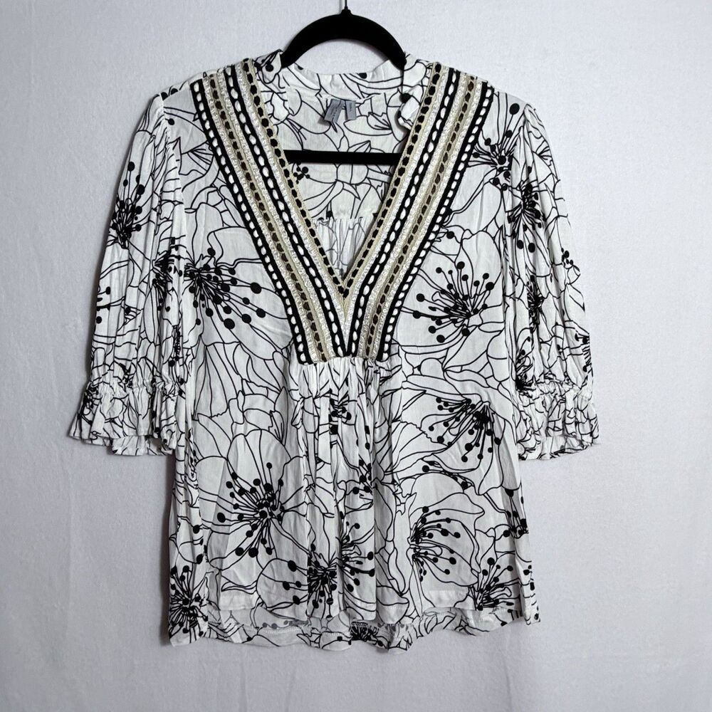 Blank London Anthropologie Black White Floral Embroidered Stephanie Top Size S